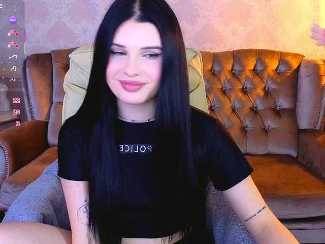 NeylaCharm's BongaCams show and profile