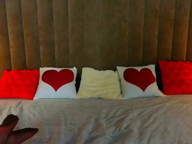 NeylaCharm's BongaCams show and profile