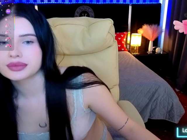 NeylaCharm's BongaCams show and profile