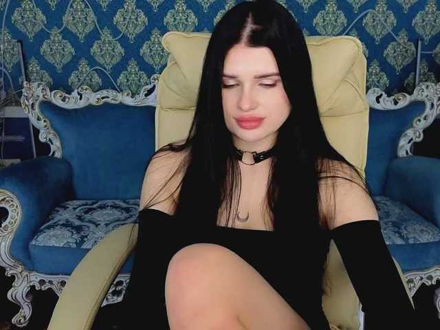 NeylaCharm's BongaCams show and profile