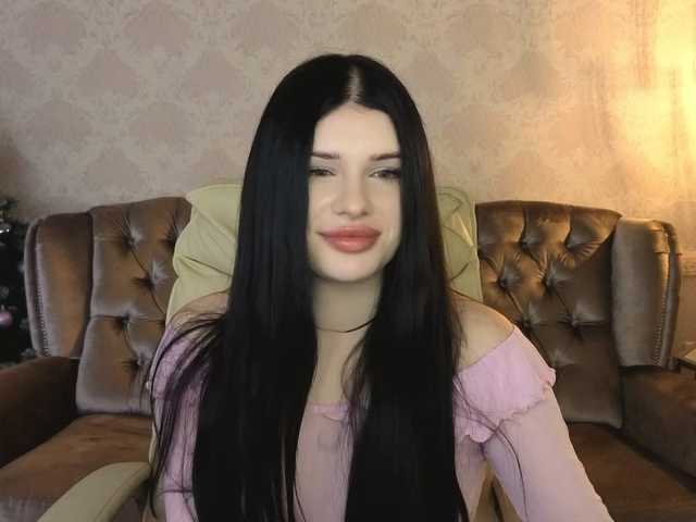 NeylaCharm's BongaCams show and profile