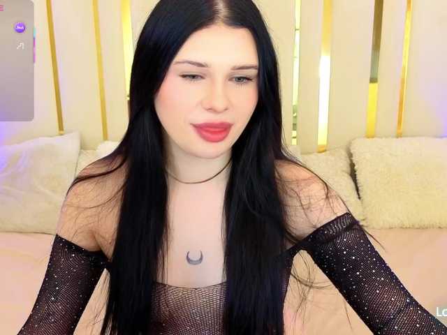 NeylaCharm's BongaCams show and profile