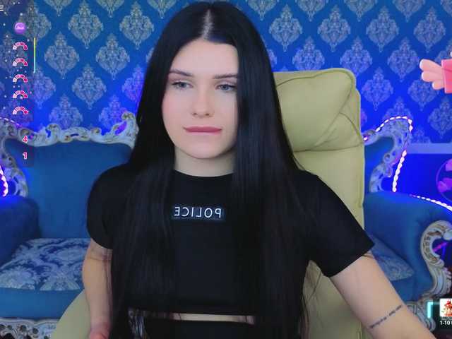 NeylaCharm's BongaCams show and profile