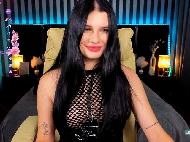 NeylaCharm webcam