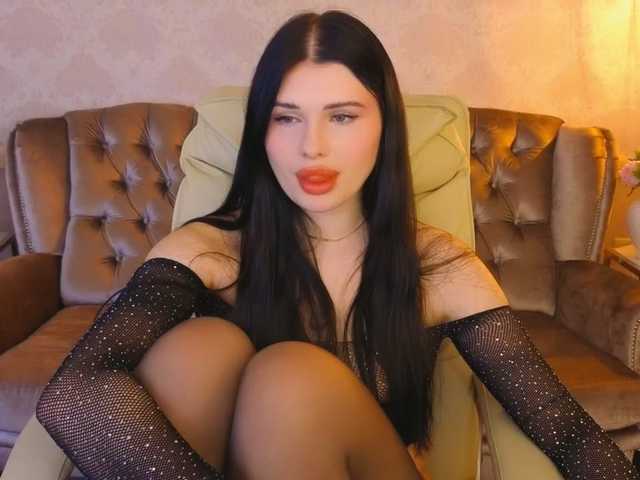 NeylaCharm's BongaCams show and profile