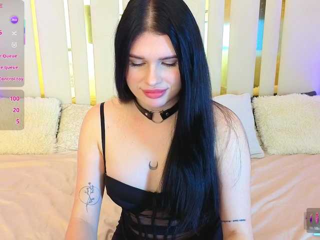 NeylaCharm's BongaCams show and profile