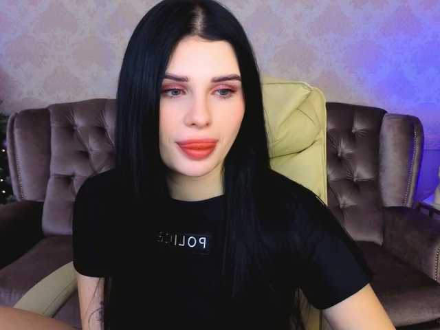 NeylaCharm's BongaCams show and profile