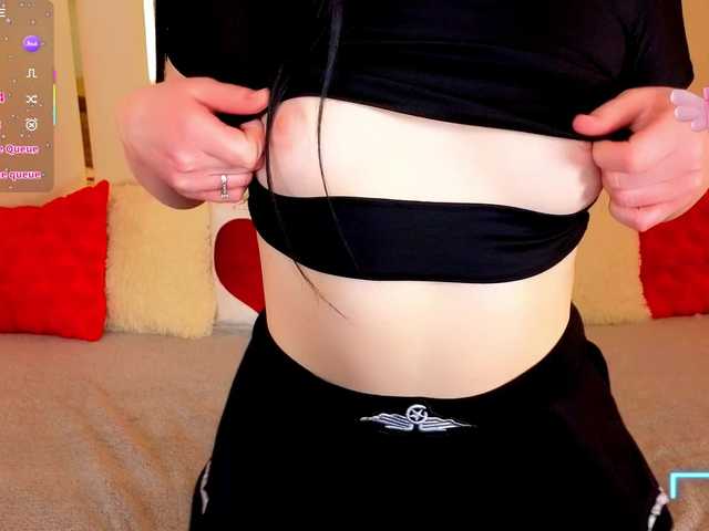 NeylaCharm's BongaCams show and profile