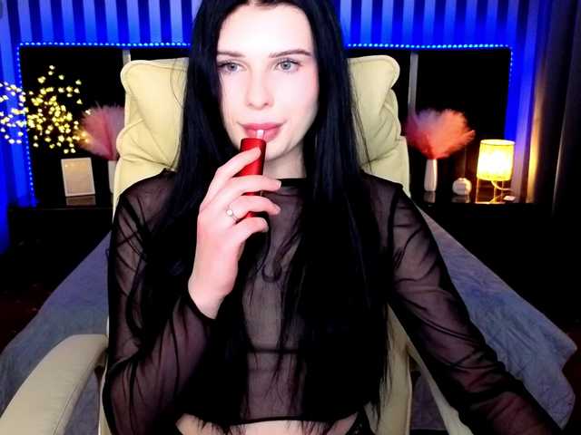 NeylaCharm's BongaCams show and profile