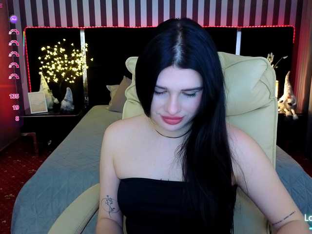 NeylaCharm's BongaCams show and profile