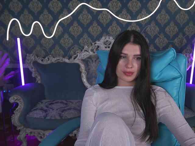 NeylaCharm webcam