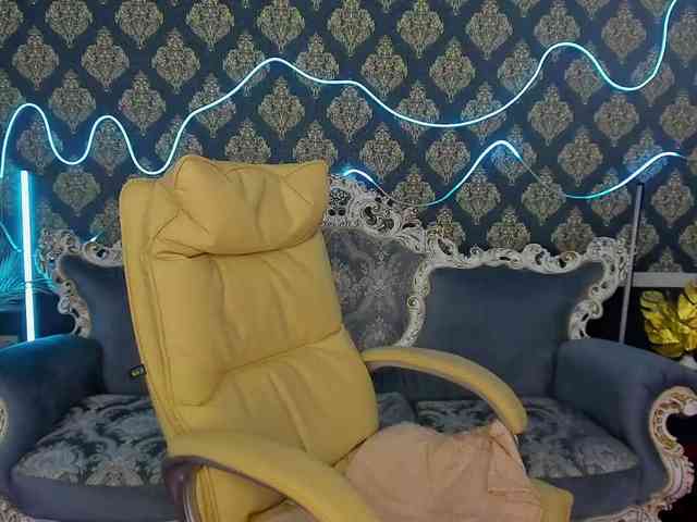 NeylaCharm webcam