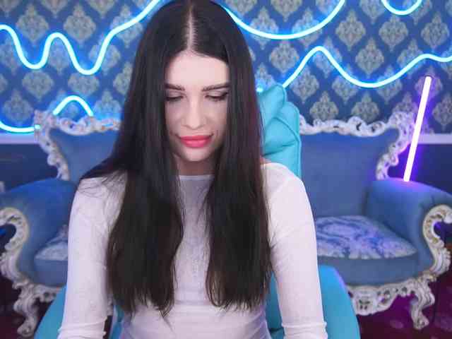 NeylaCharm webcam