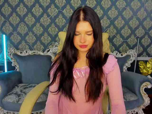 NeylaCharm webcam