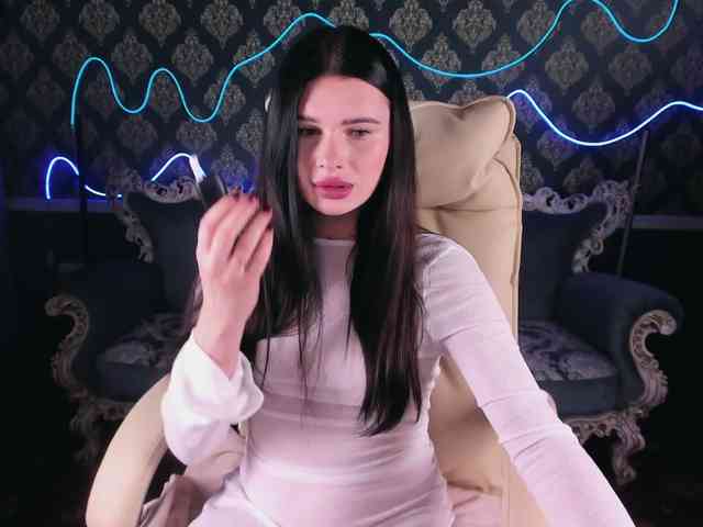 NeylaCharm webcam