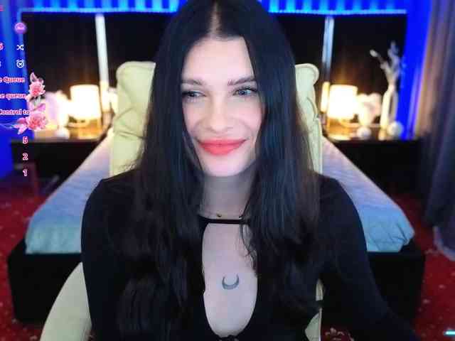 NeylaCharm webcam