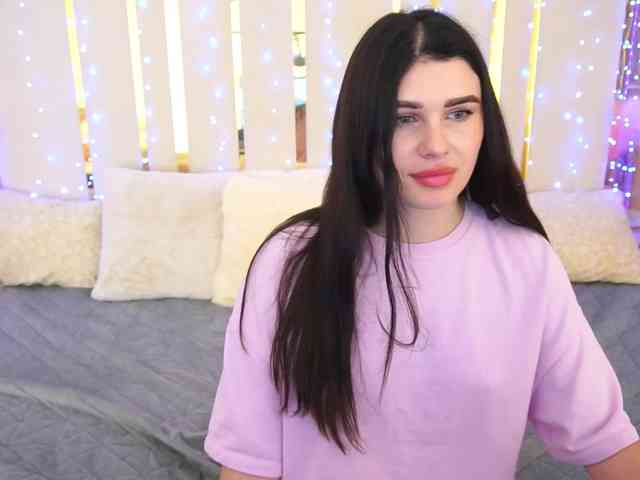NeylaCharm webcam