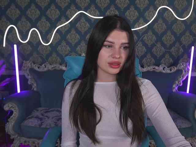 NeylaCharm webcam