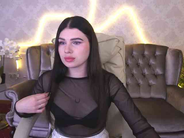 NeylaCharm webcam