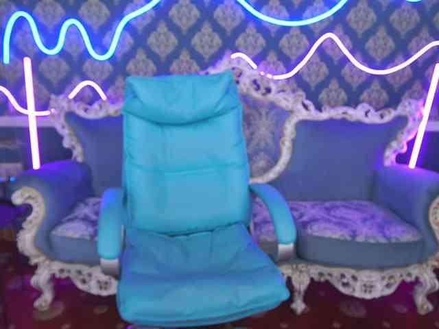 NeylaCharm webcam