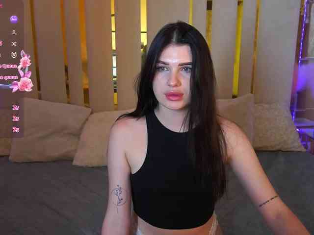 NeylaCharm webcam