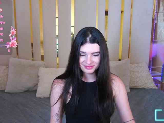 NeylaCharm webcam