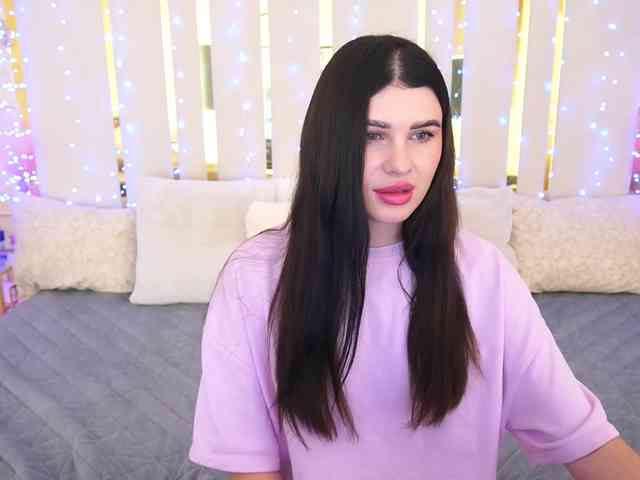 NeylaCharm webcam