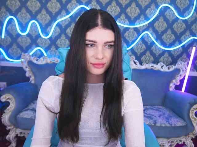 NeylaCharm webcam