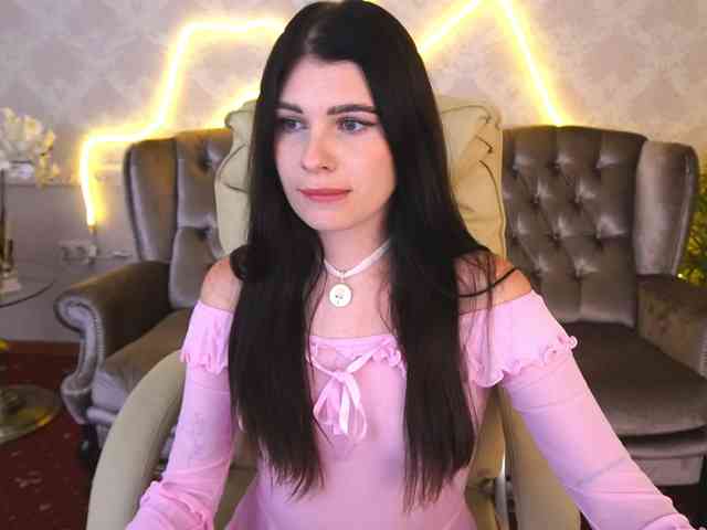 NeylaCharm webcam