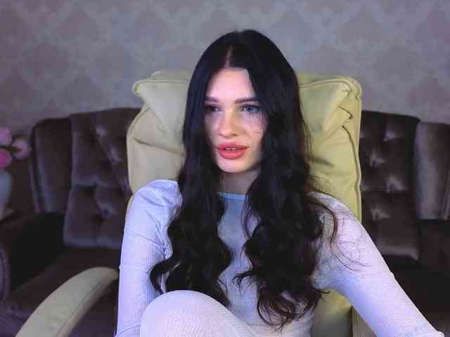 NeylaCharm webcam