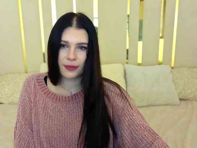 NeylaCharm webcam