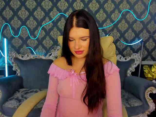 NeylaCharm webcam