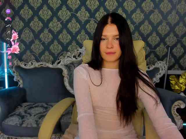 NeylaCharm webcam