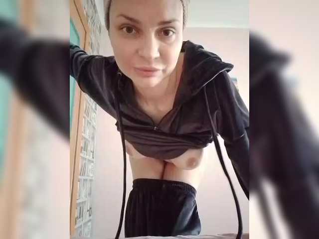Alisa-TOP from BongaCams