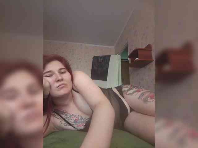 MiraSlava22 Live Webcam on BongaCams