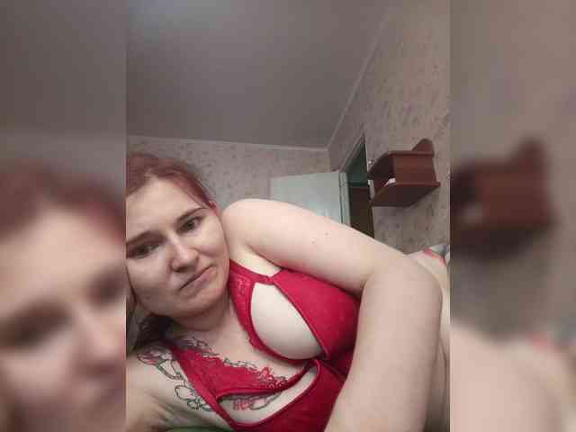 MiraSlava22 Live Webcam on BongaCams
