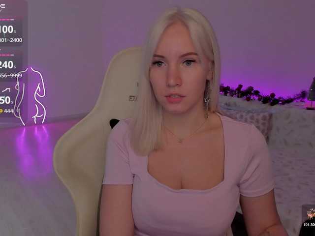 Mira-'s BongaCams show and profile