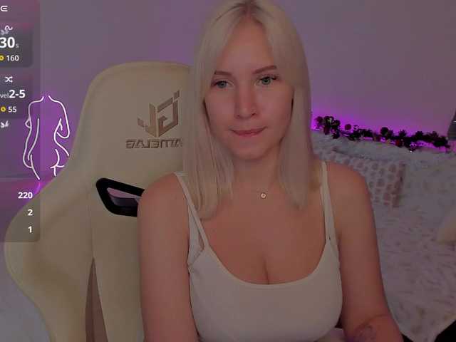 Mira-'s BongaCams show and profile