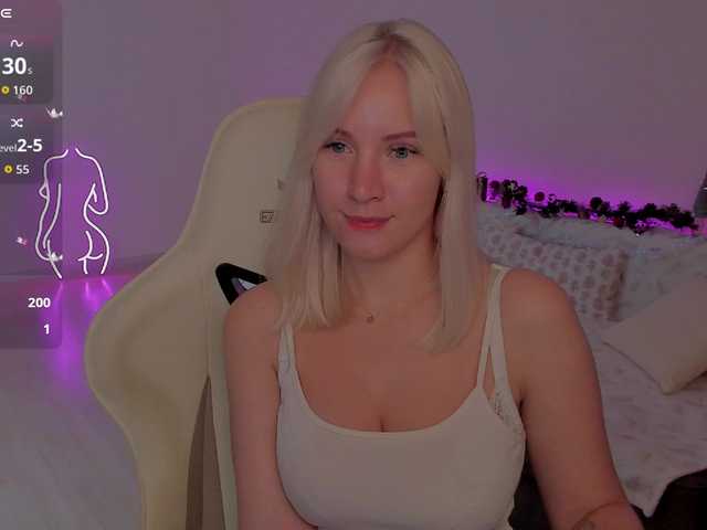 Mira-'s BongaCams show and profile