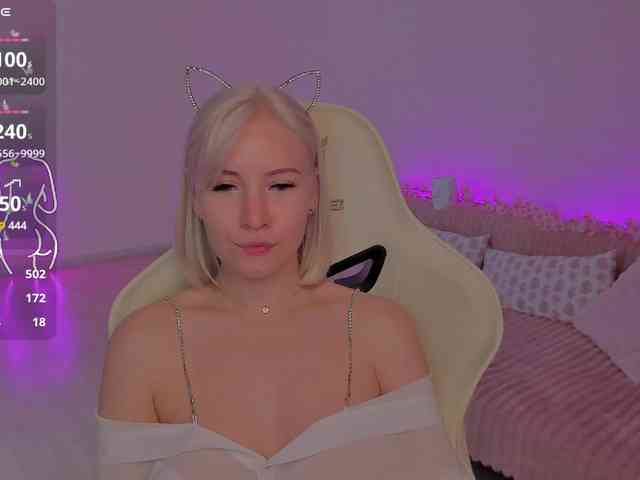live adult video chat Mira-