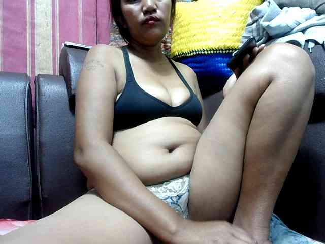 Lutricia Live Webcam on BongaCams