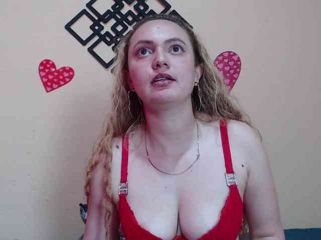 Antonellagreene Live Webcam on BongaCams
