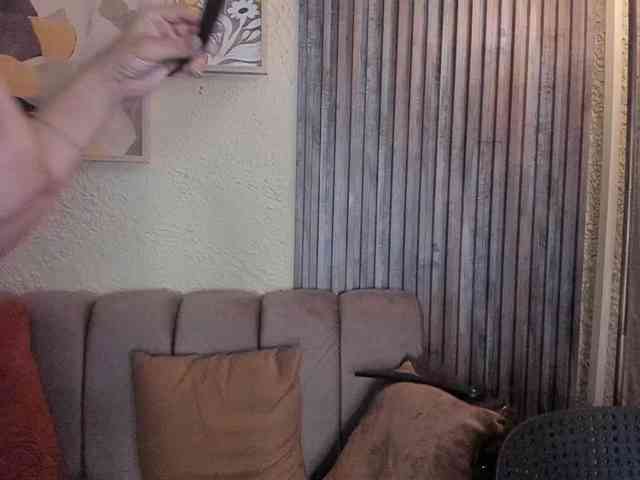 EroticValen webcam