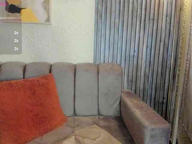 EroticValen webcam