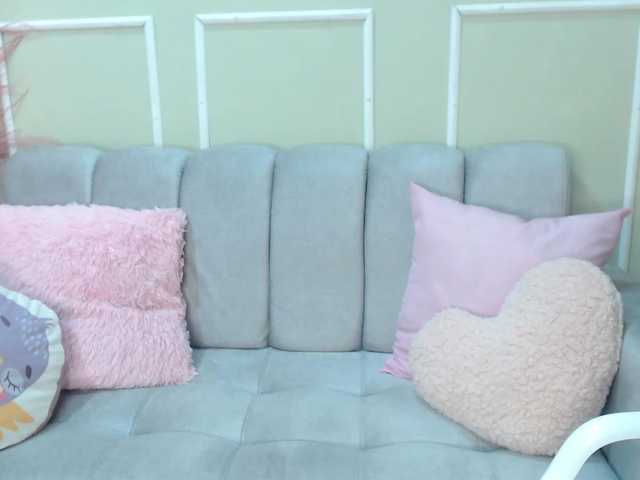 ZoeCuttie on BongaCams 