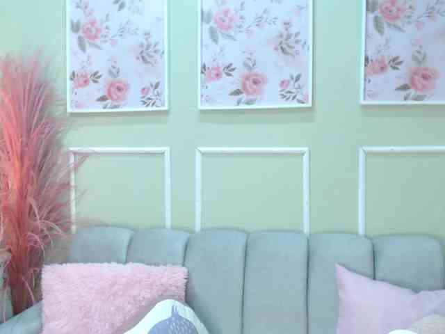ZoeCuttie webcam