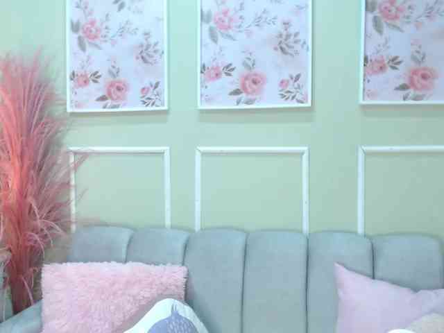 ZoeCuttie webcam