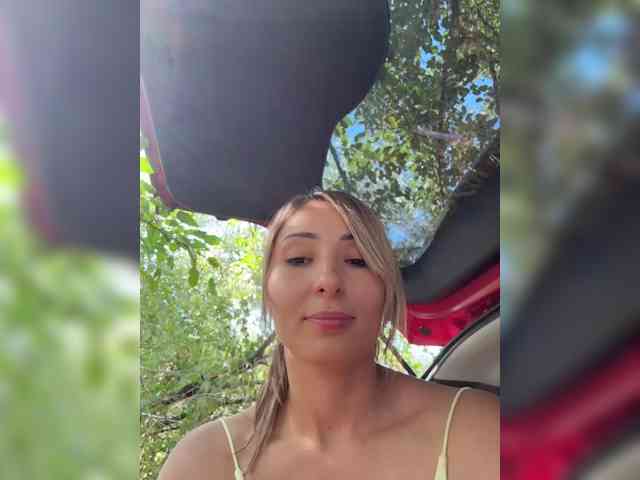 Great-Karina webcam