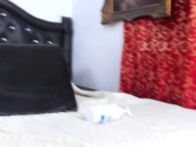 BelindaAndAmbar Live Webcam on BongaCams