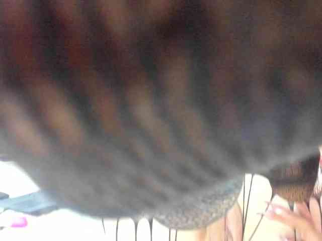 BelindaAndAmbar webcam